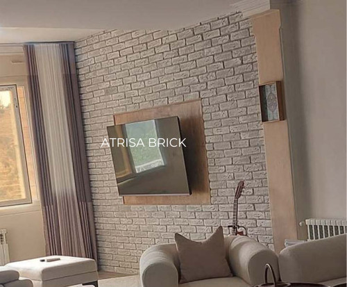 آجر دکوراتیو آتریسا پشت تلویزیون